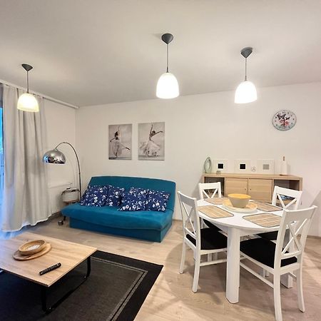 Lazurowy Apartament Kołobrzeg Exterior foto
